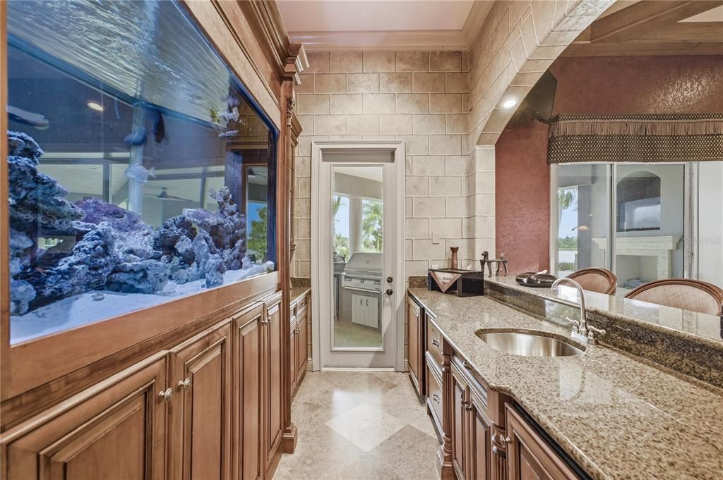 For Sale: $2,650,000 (5 beds, 5 baths, 5433 Square Feet)