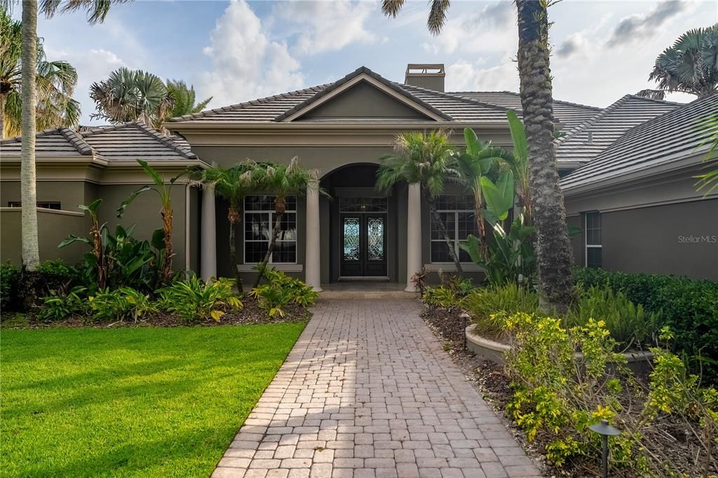 For Sale: $2,650,000 (5 beds, 5 baths, 5433 Square Feet)