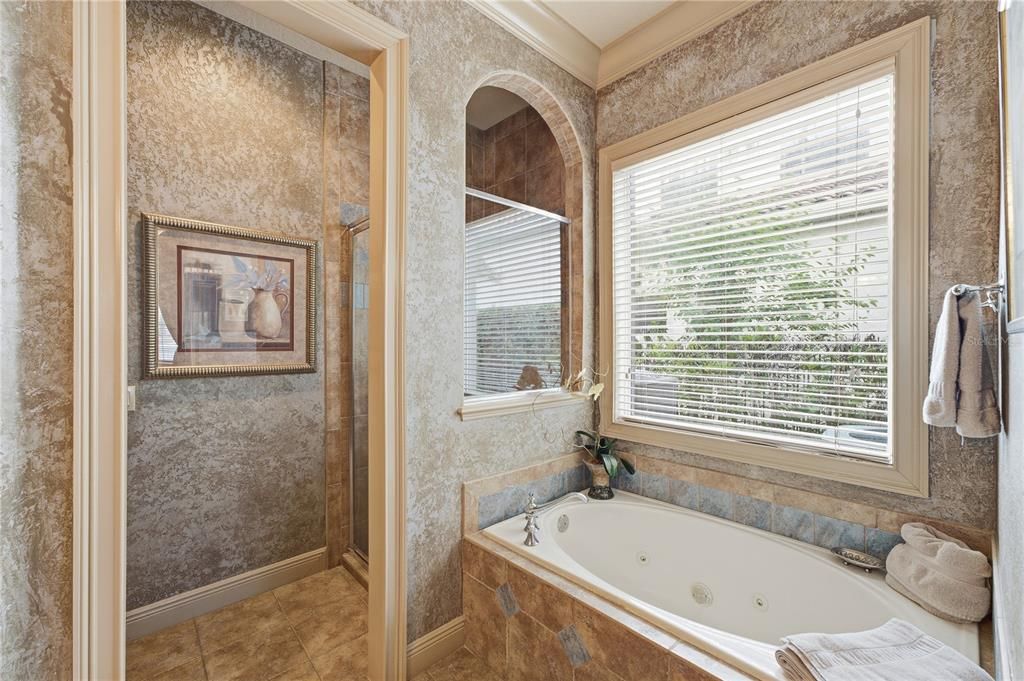 For Sale: $2,650,000 (5 beds, 5 baths, 5433 Square Feet)