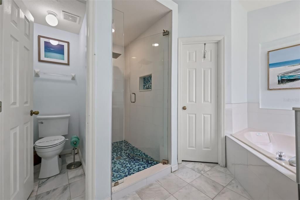 For Sale: $469,000 (4 beds, 3 baths, 2340 Square Feet)