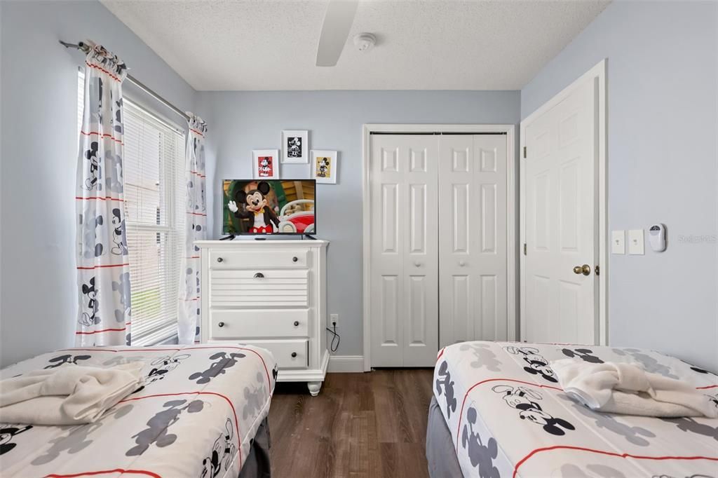 For Sale: $469,000 (4 beds, 3 baths, 2340 Square Feet)
