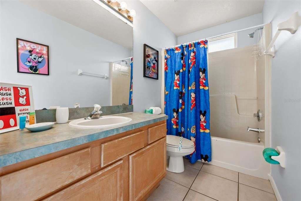 For Sale: $469,000 (4 beds, 3 baths, 2340 Square Feet)