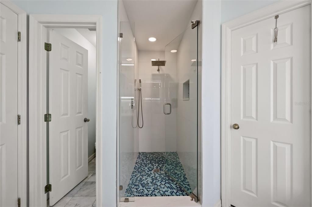 For Sale: $469,000 (4 beds, 3 baths, 2340 Square Feet)