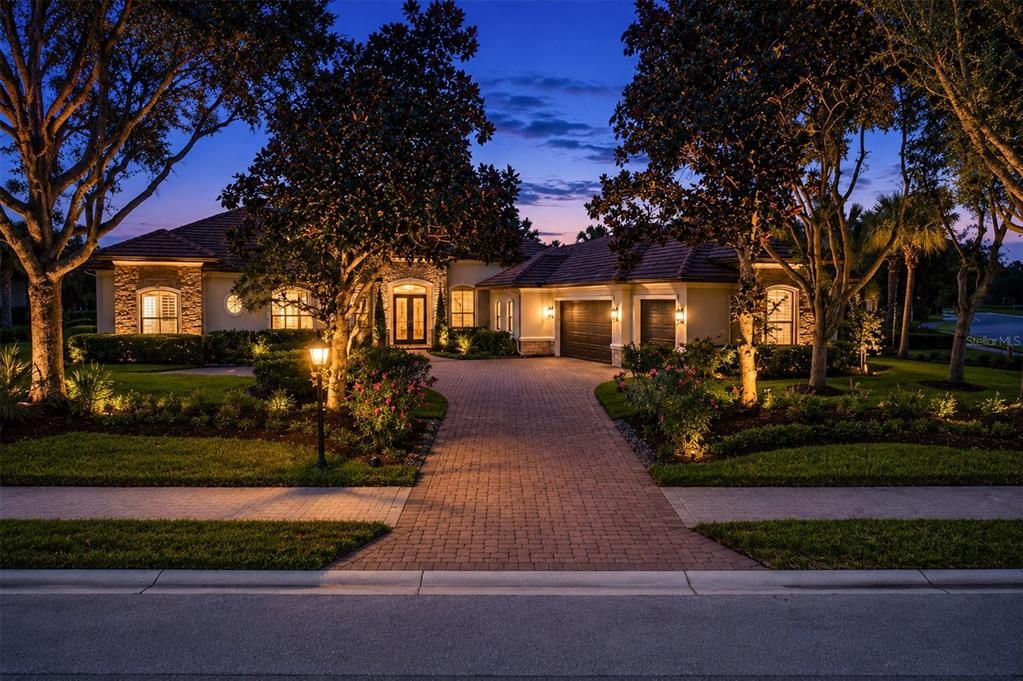 For Sale: $3,350,000 (4 beds, 4 baths, 4877 Square Feet)