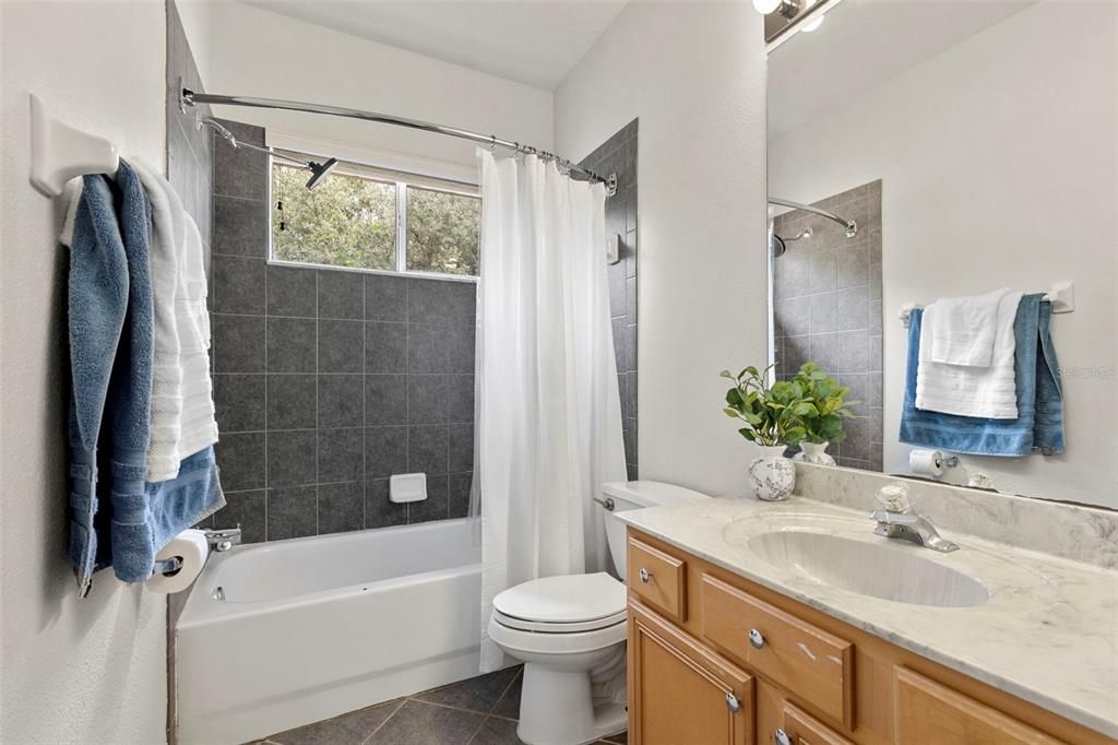 For Sale: $750,000 (5 beds, 4 baths, 3500 Square Feet)