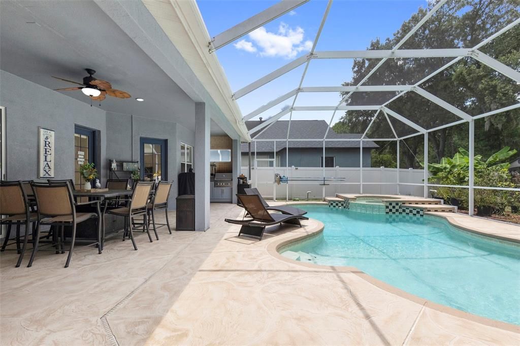 For Sale: $750,000 (5 beds, 4 baths, 3500 Square Feet)
