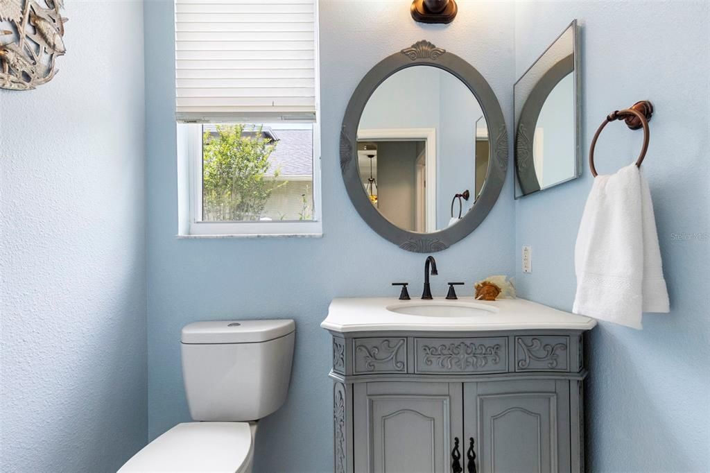 For Sale: $750,000 (5 beds, 4 baths, 3500 Square Feet)