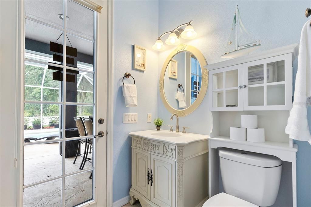 For Sale: $750,000 (5 beds, 4 baths, 3500 Square Feet)