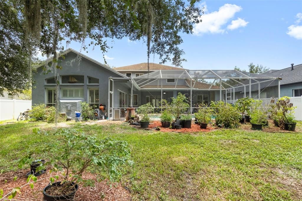 For Sale: $750,000 (5 beds, 4 baths, 3500 Square Feet)