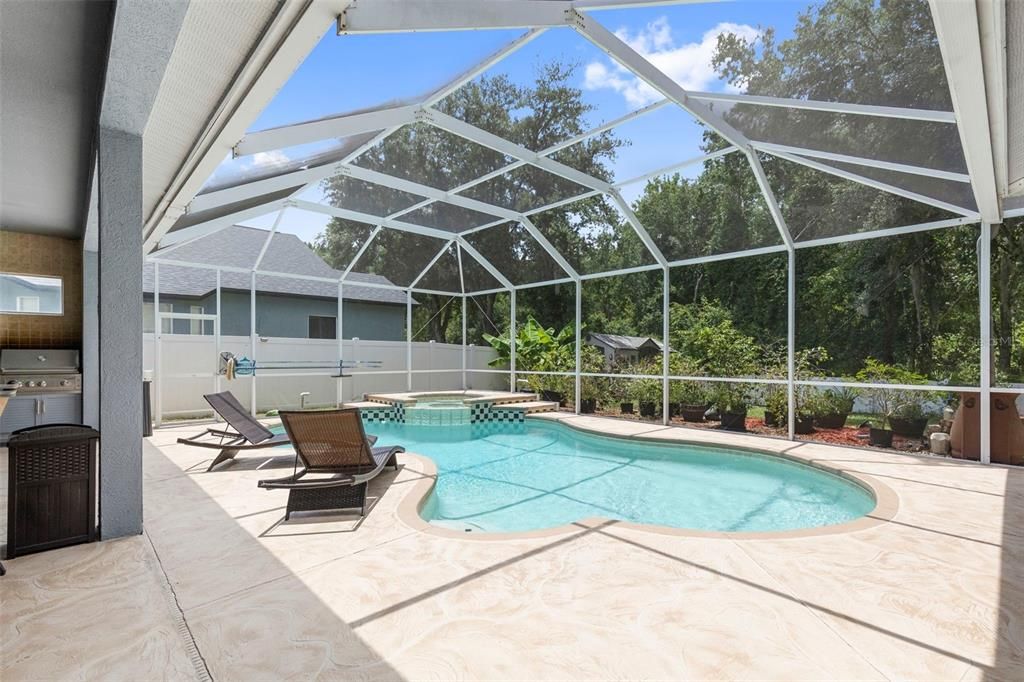 For Sale: $750,000 (5 beds, 4 baths, 3500 Square Feet)