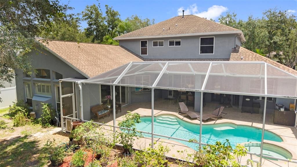 For Sale: $750,000 (5 beds, 4 baths, 3500 Square Feet)