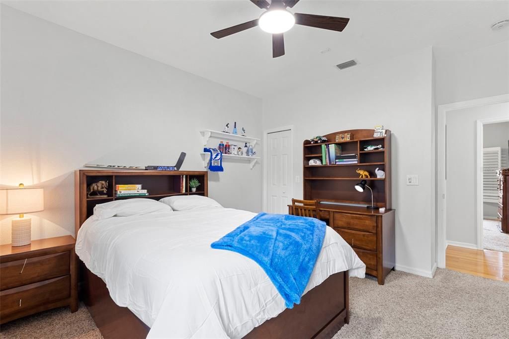 For Sale: $750,000 (5 beds, 4 baths, 3500 Square Feet)