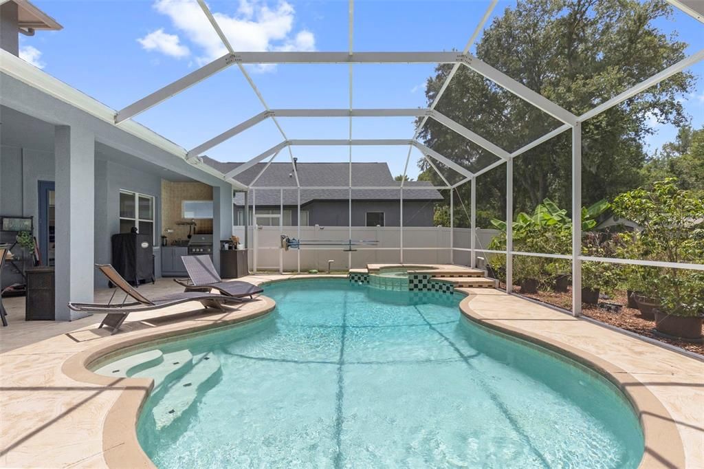 For Sale: $750,000 (5 beds, 4 baths, 3500 Square Feet)