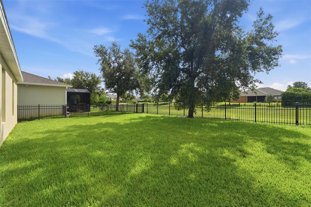 For Sale: $349,900 (3 beds, 2 baths, 1759 Square Feet)