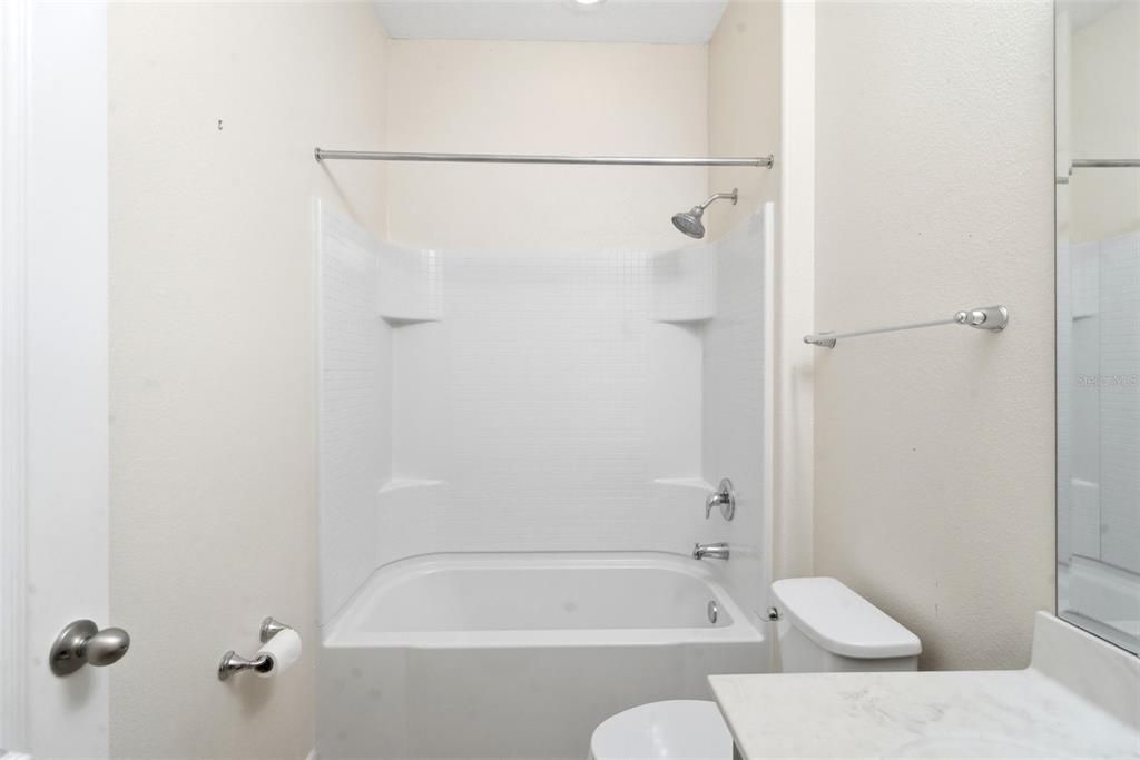 For Sale: $349,900 (3 beds, 2 baths, 1759 Square Feet)