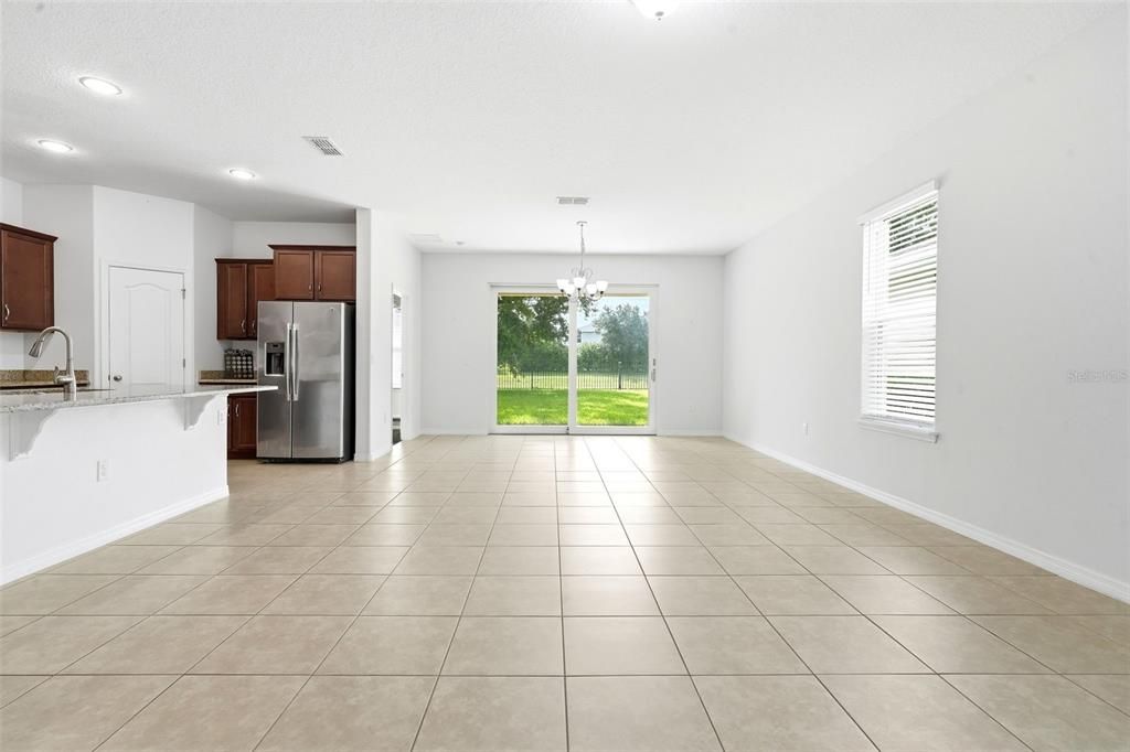 For Sale: $349,900 (3 beds, 2 baths, 1759 Square Feet)