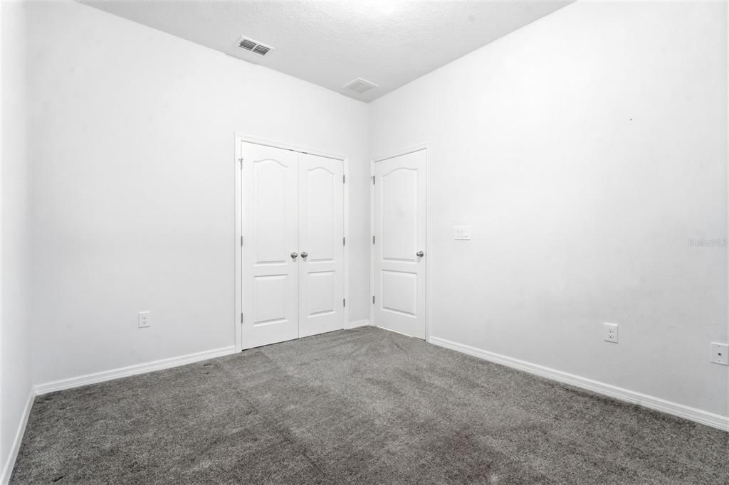 For Sale: $349,900 (3 beds, 2 baths, 1759 Square Feet)