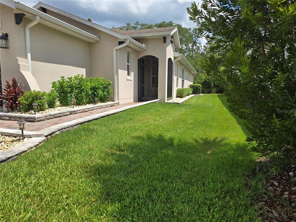 For Sale: $349,900 (2 beds, 2 baths, 1658 Square Feet)