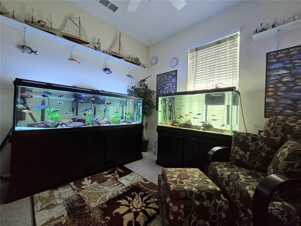 For Sale: $349,900 (2 beds, 2 baths, 1658 Square Feet)