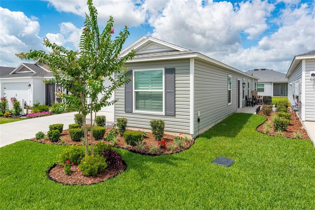 For Sale: $329,000 (3 beds, 2 baths, 1440 Square Feet)