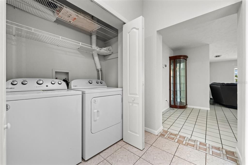 Под контрактом: $475,000 (2 спален, 2 ванн, 1614 Квадратных фут)