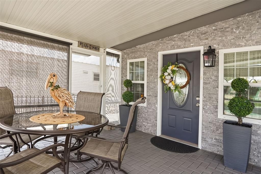 Active With Contract: $150,000 (2 beds, 2 baths, 980 Square Feet)