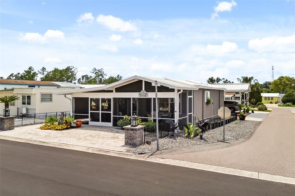 Active With Contract: $150,000 (2 beds, 2 baths, 980 Square Feet)
