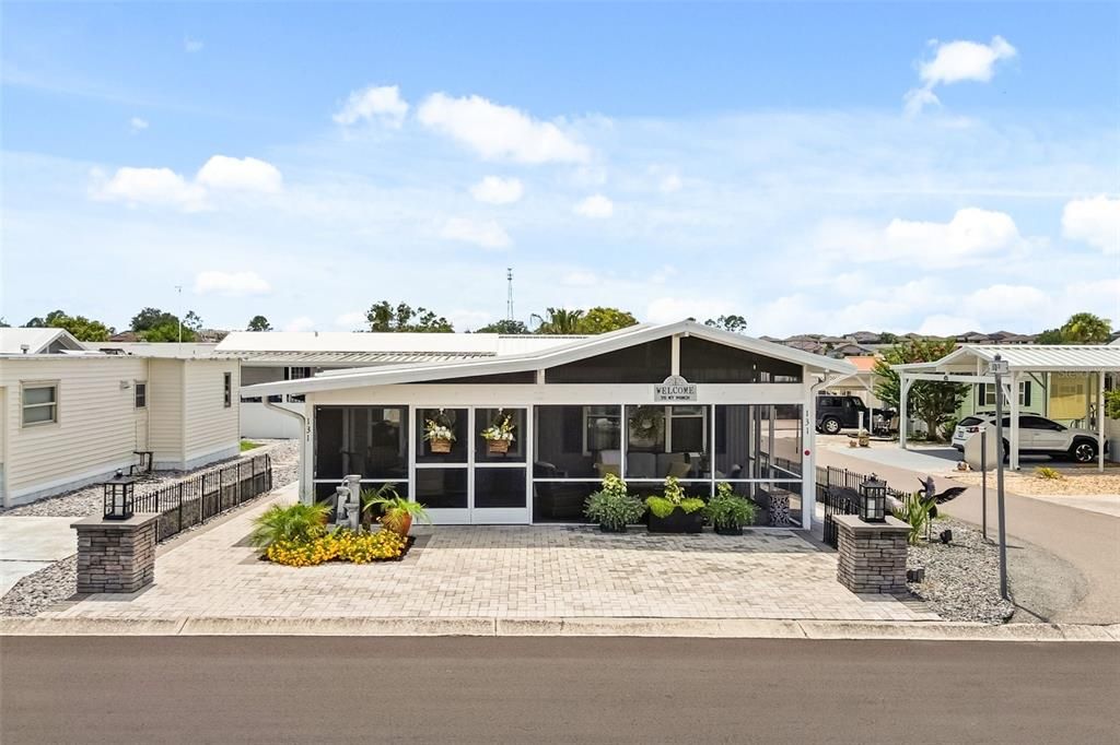 Active With Contract: $150,000 (2 beds, 2 baths, 980 Square Feet)