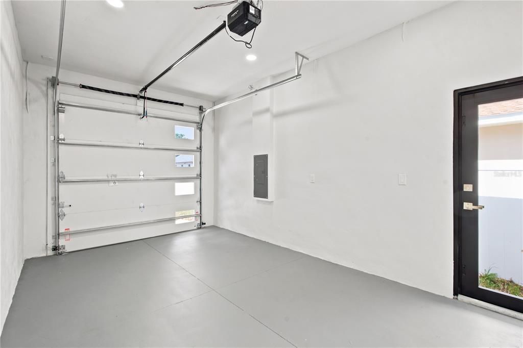 For Sale: $397,900 (3 beds, 2 baths, 1383 Square Feet)