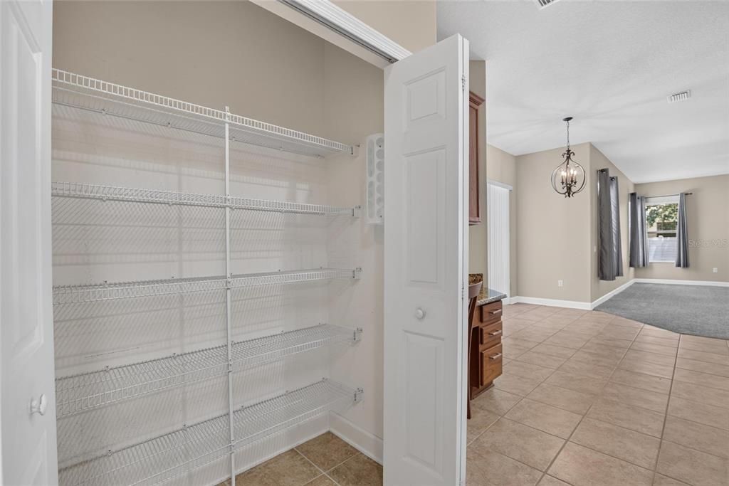 For Sale: $499,900 (4 beds, 3 baths, 2581 Square Feet)