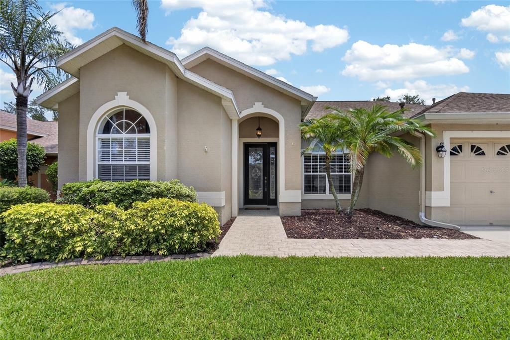 For Sale: $499,900 (4 beds, 3 baths, 2581 Square Feet)