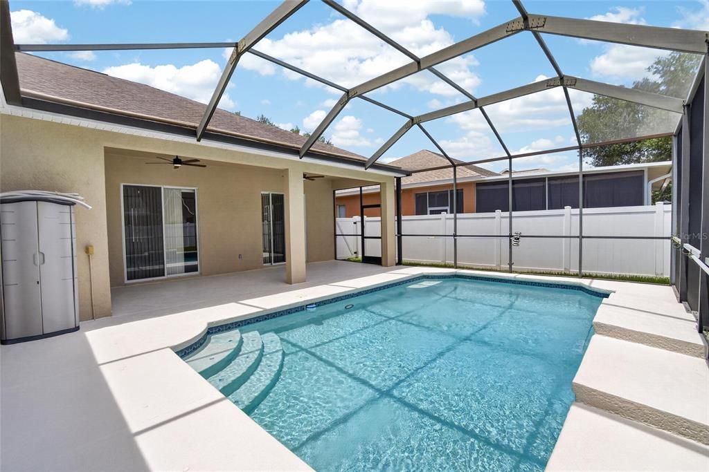 For Sale: $499,900 (4 beds, 3 baths, 2581 Square Feet)
