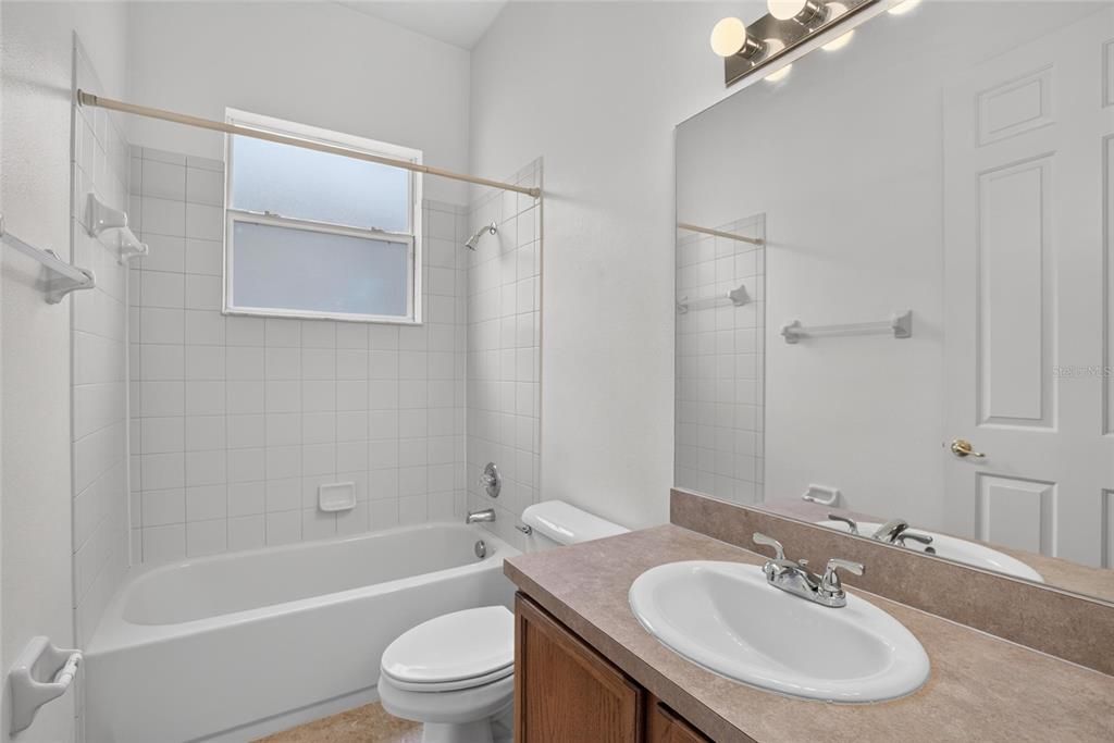 For Sale: $499,900 (4 beds, 3 baths, 2581 Square Feet)