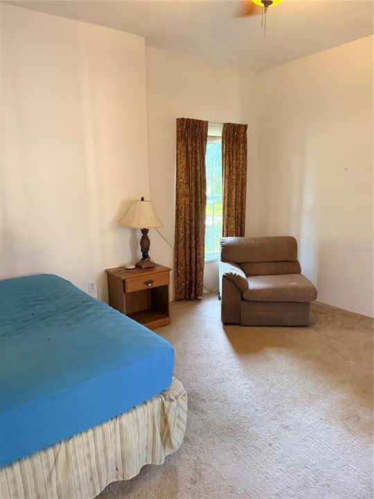 For Sale: $350,000 (3 beds, 3 baths, 2325 Square Feet)