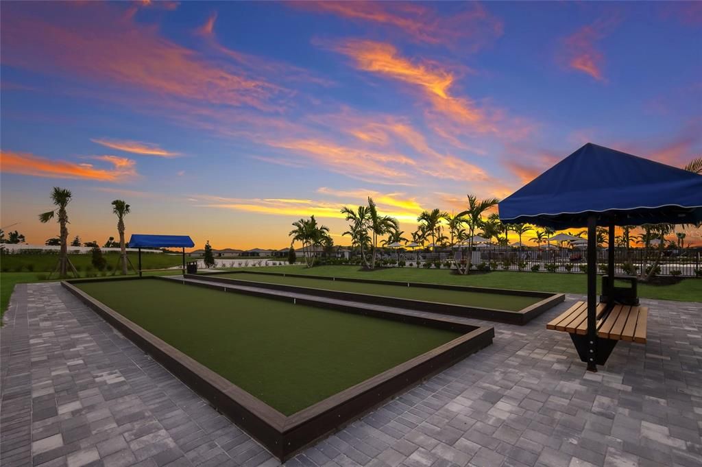 For Sale: $549,900 (4 beds, 3 baths, 2027 Square Feet)