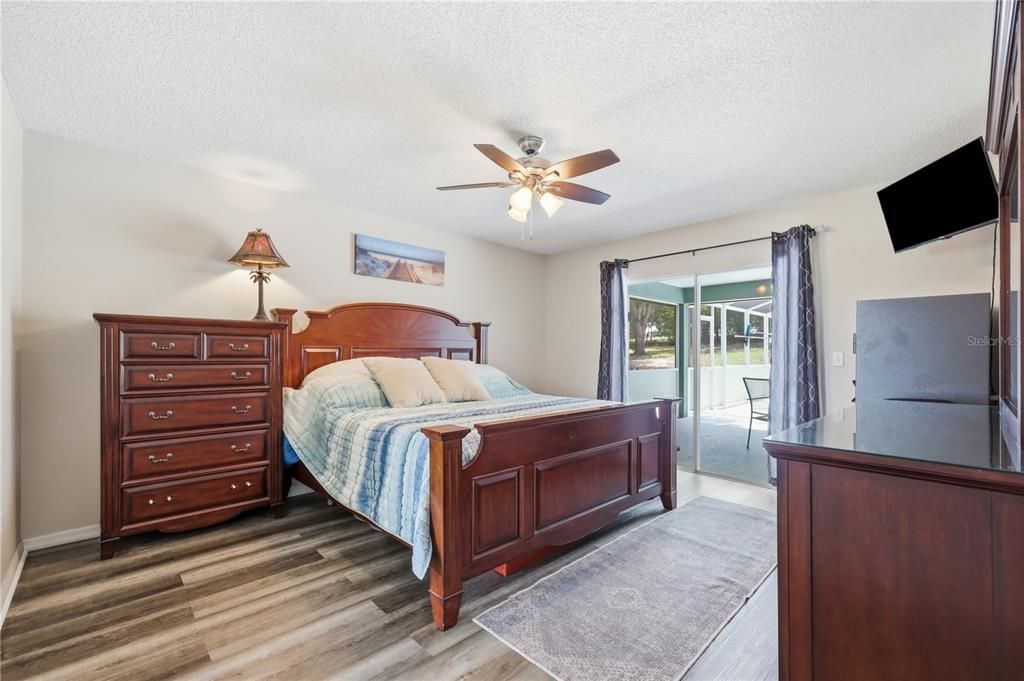 For Sale: $599,900 (3 beds, 2 baths, 1748 Square Feet)