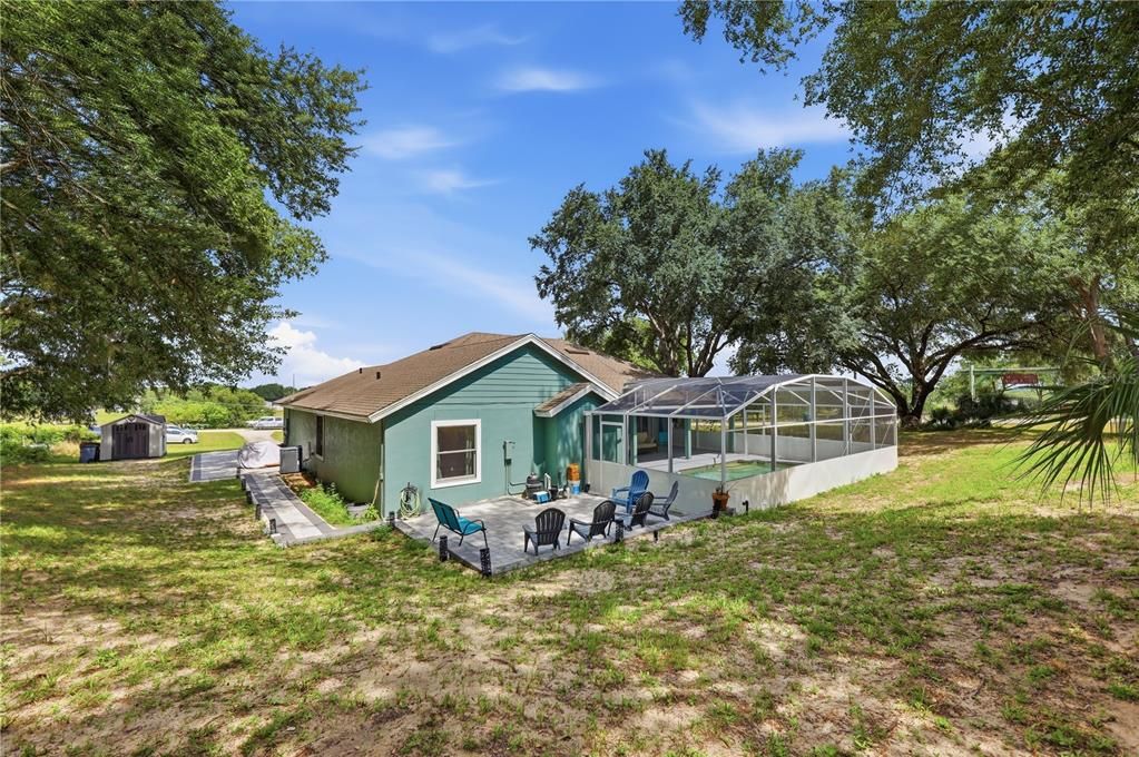 For Sale: $599,900 (3 beds, 2 baths, 1748 Square Feet)