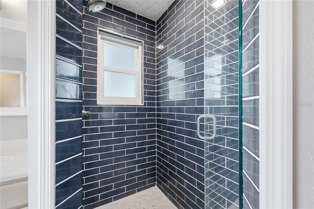 For Sale: $599,900 (3 beds, 2 baths, 1748 Square Feet)