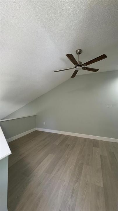 На продажу: $329,500 (2 спален, 2 ванн, 1263 Квадратных фут)