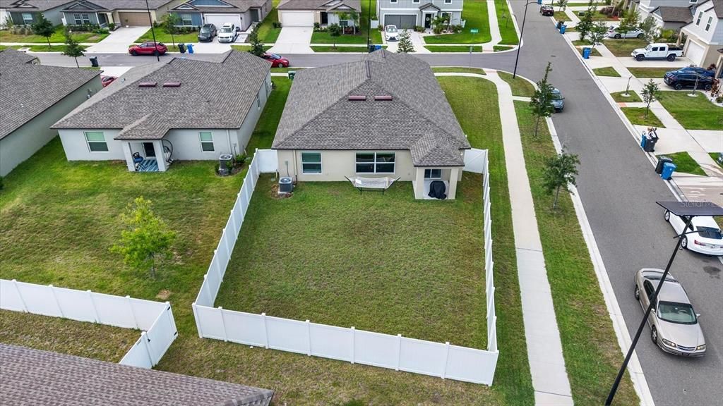 For Sale: $369,000 (4 beds, 2 baths, 1935 Square Feet)