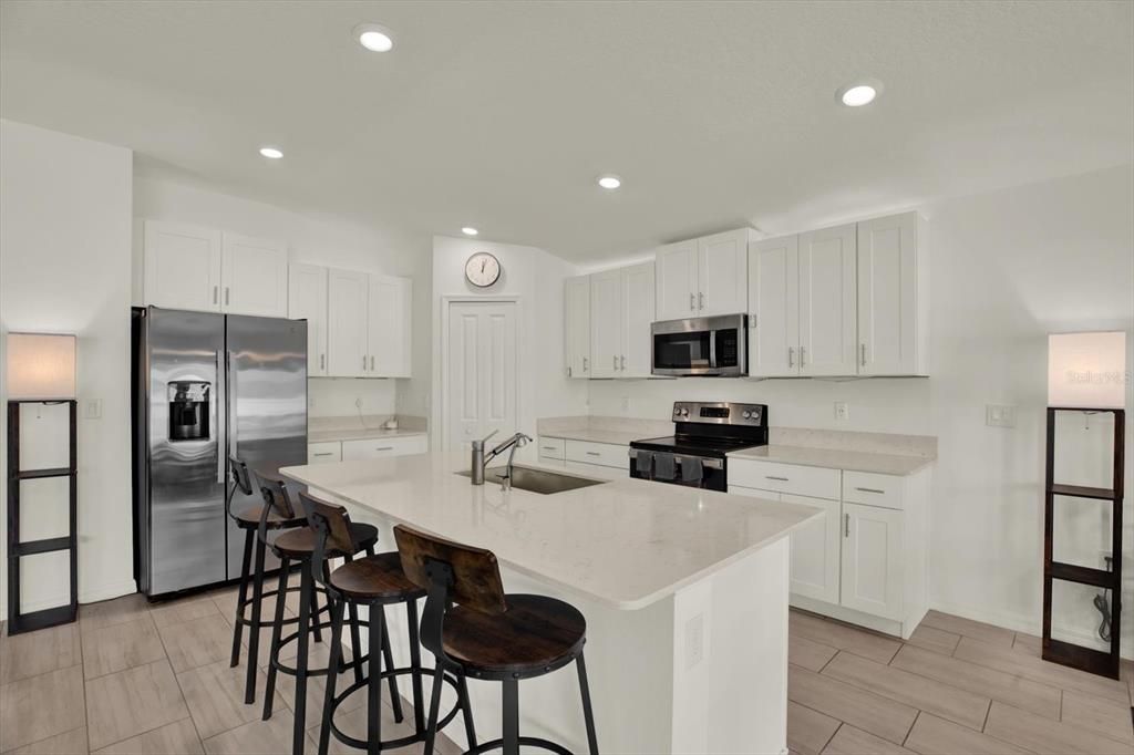 For Sale: $369,000 (4 beds, 2 baths, 1935 Square Feet)
