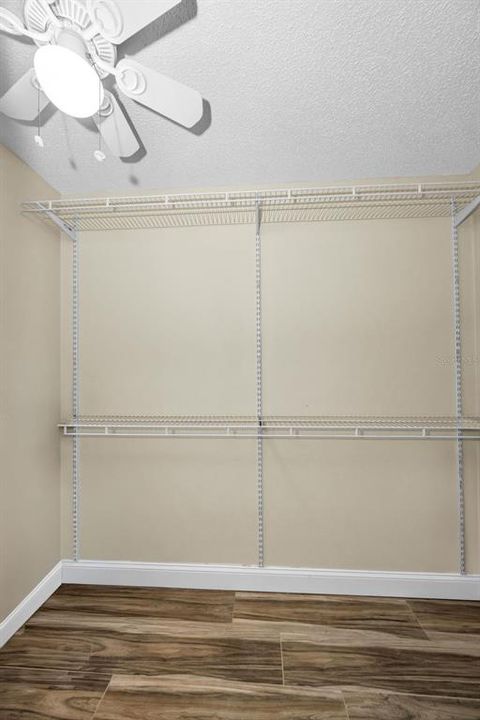 В аренду: $2,500 (2 спален, 2 ванн, 1261 Квадратных фут)