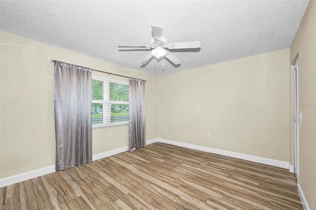 В аренду: $2,500 (2 спален, 2 ванн, 1261 Квадратных фут)