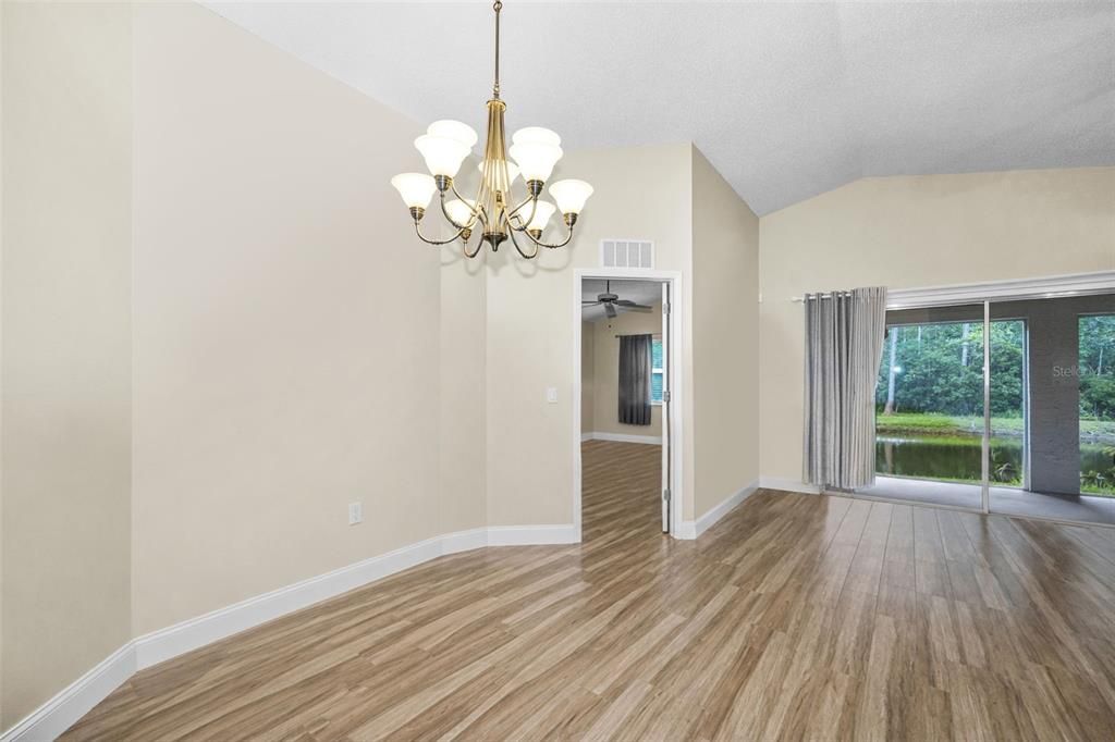 В аренду: $2,500 (2 спален, 2 ванн, 1261 Квадратных фут)