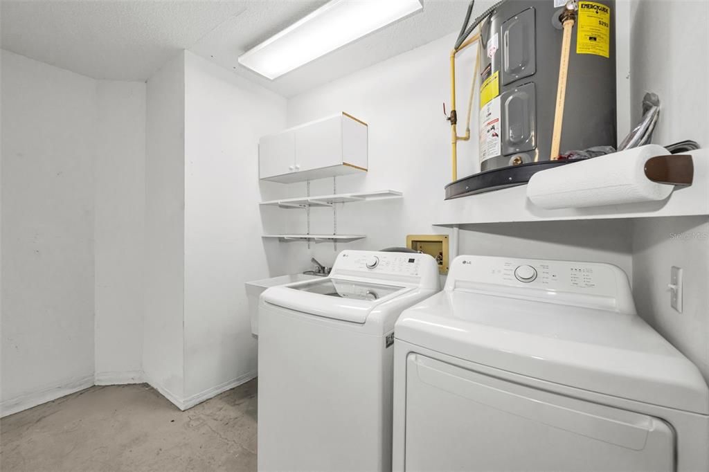 В аренду: $2,500 (2 спален, 2 ванн, 1261 Квадратных фут)
