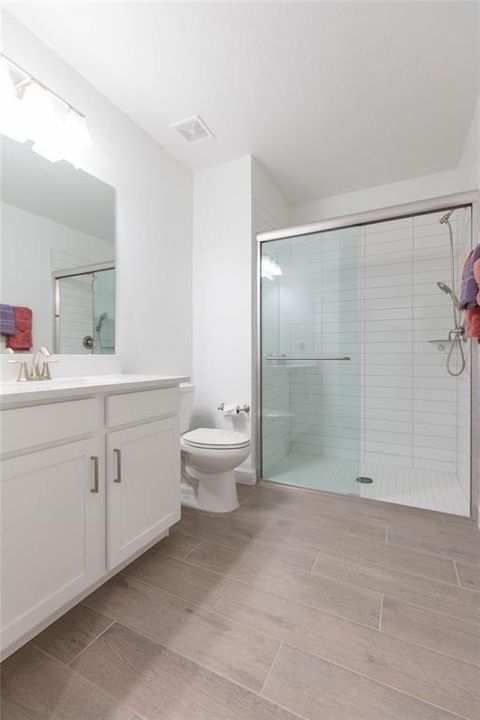 En Venta: $259,900 (2 camas, 2 baños, 1625 Pies cuadrados)