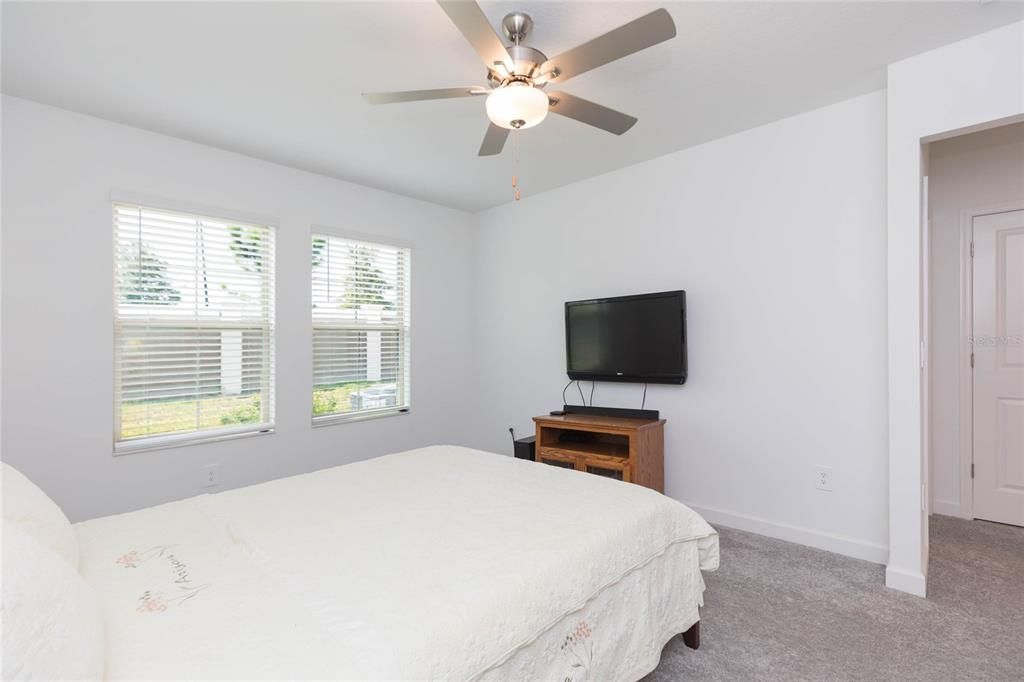 En Venta: $259,900 (2 camas, 2 baños, 1625 Pies cuadrados)