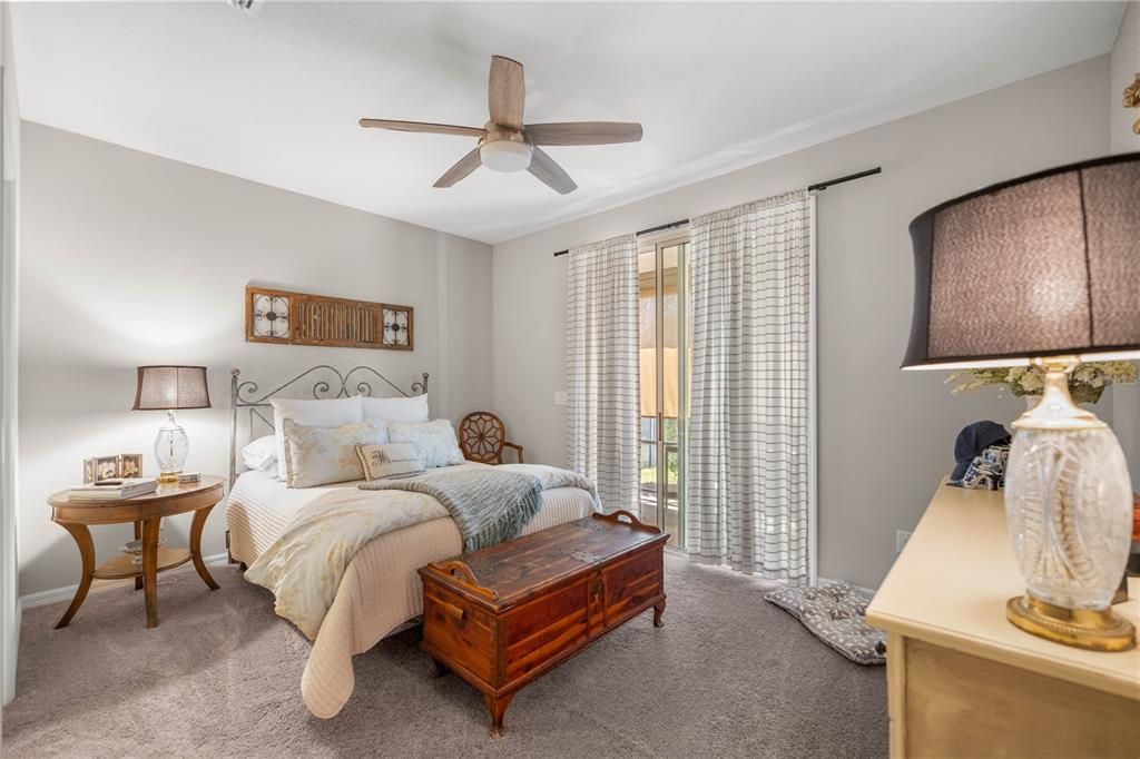 Active With Contract: $239,000 (3 beds, 2 baths, 1392 Square Feet)