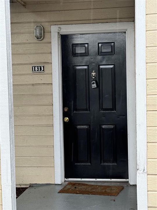 For Rent: $1,550 (2 beds, 2 baths, 829 Square Feet)