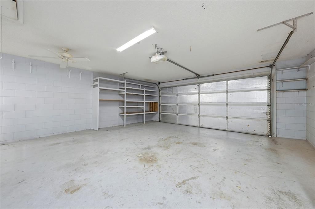 For Sale: $267,000 (2 beds, 2 baths, 1356 Square Feet)